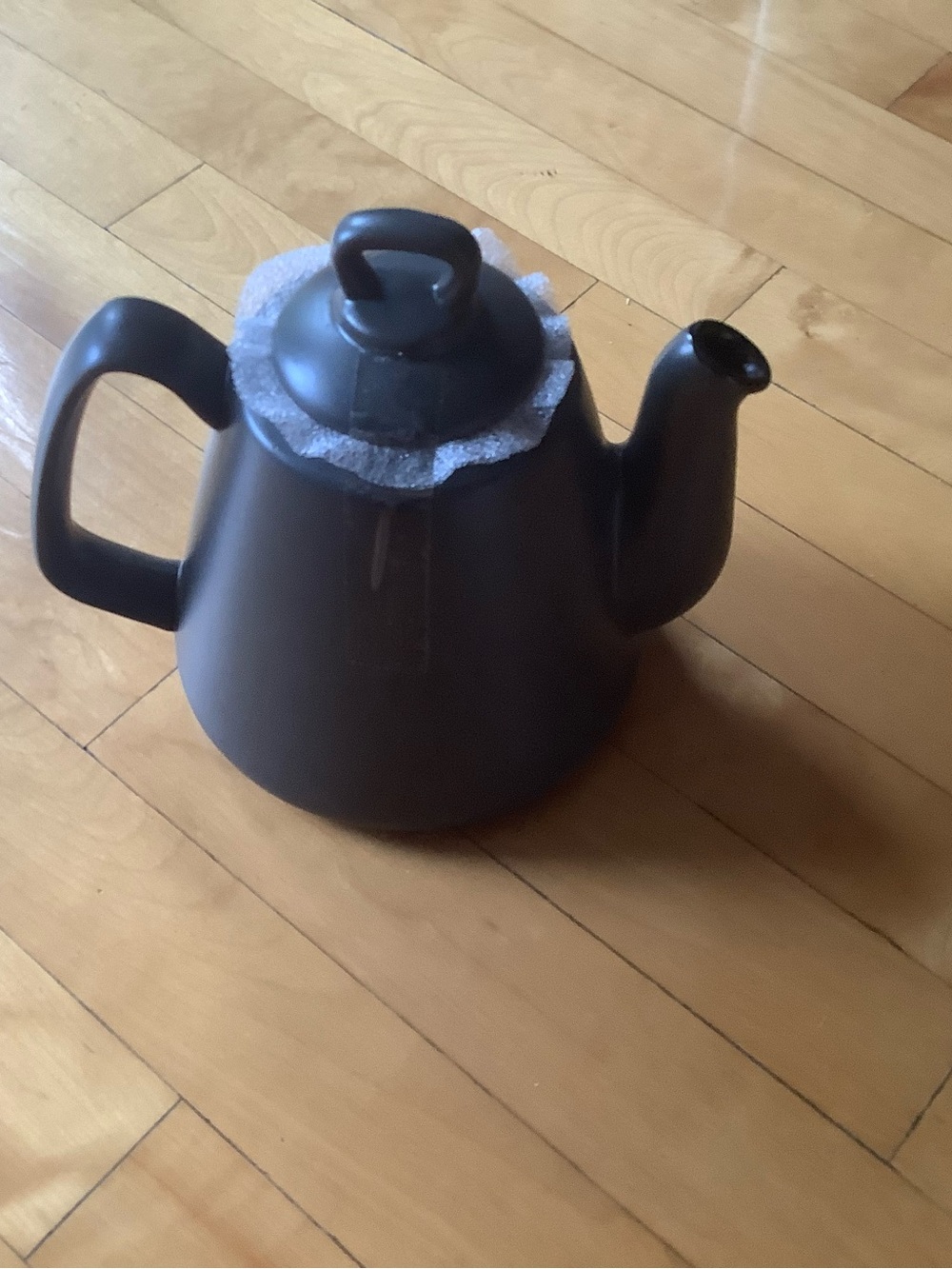Matte Grey Ceramic Teapot with Lid - Classic Grey Finish